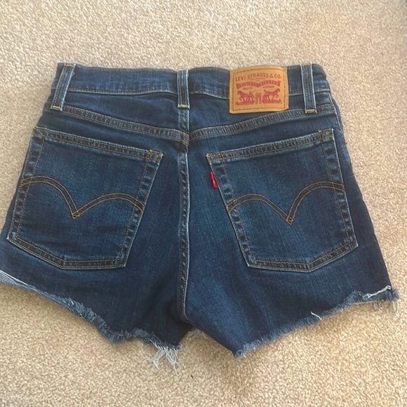 Levi’s Jean Shorts - Picture 1 of 6